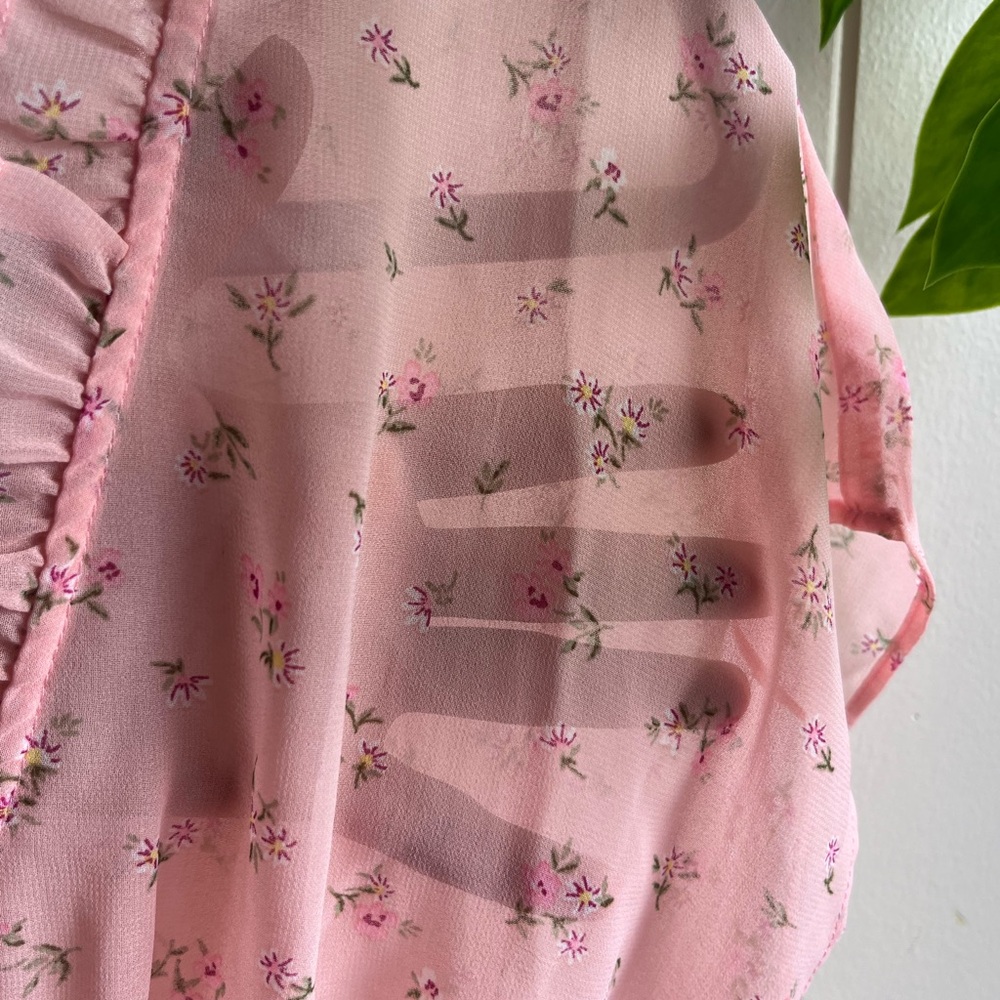 Sheer pink blouse - Picture 8 of 9